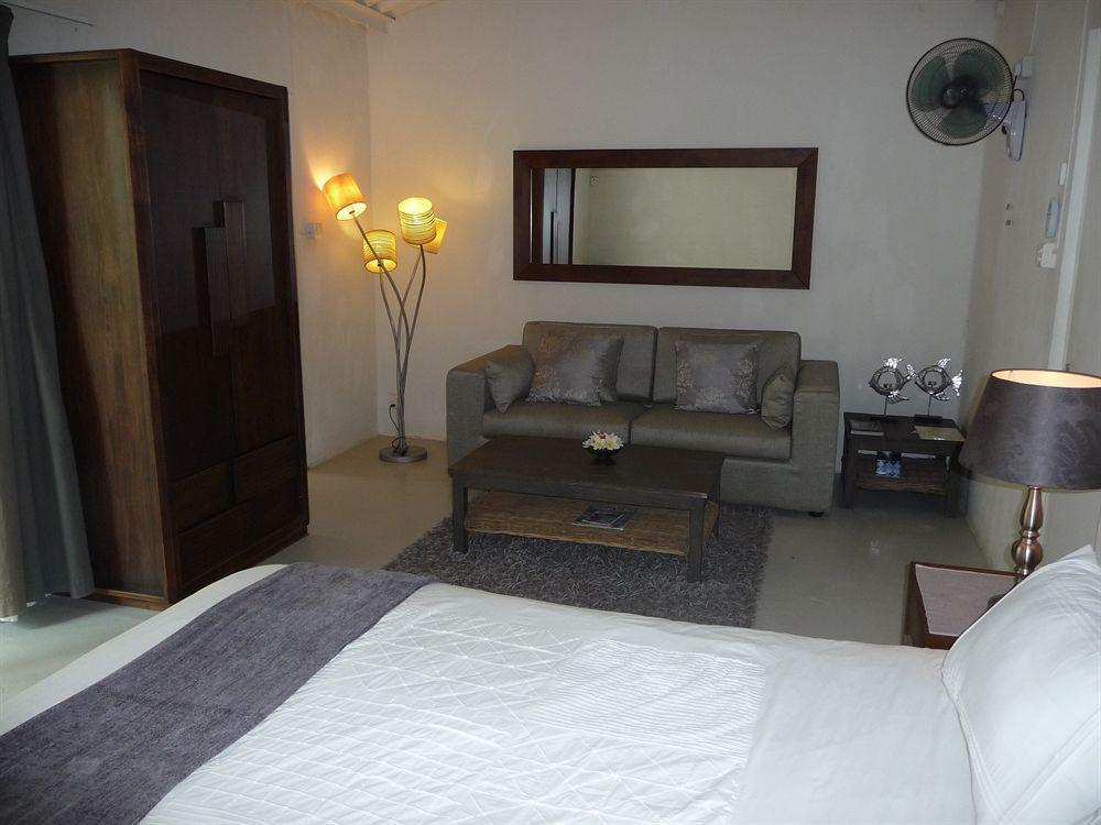 Esprit Libre Restaurant & Guest House Grand Bay Ngoại thất bức ảnh