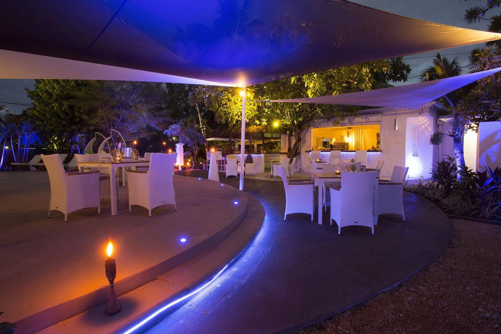 Esprit Libre Restaurant & Guest House Grand Bay Ngoại thất bức ảnh