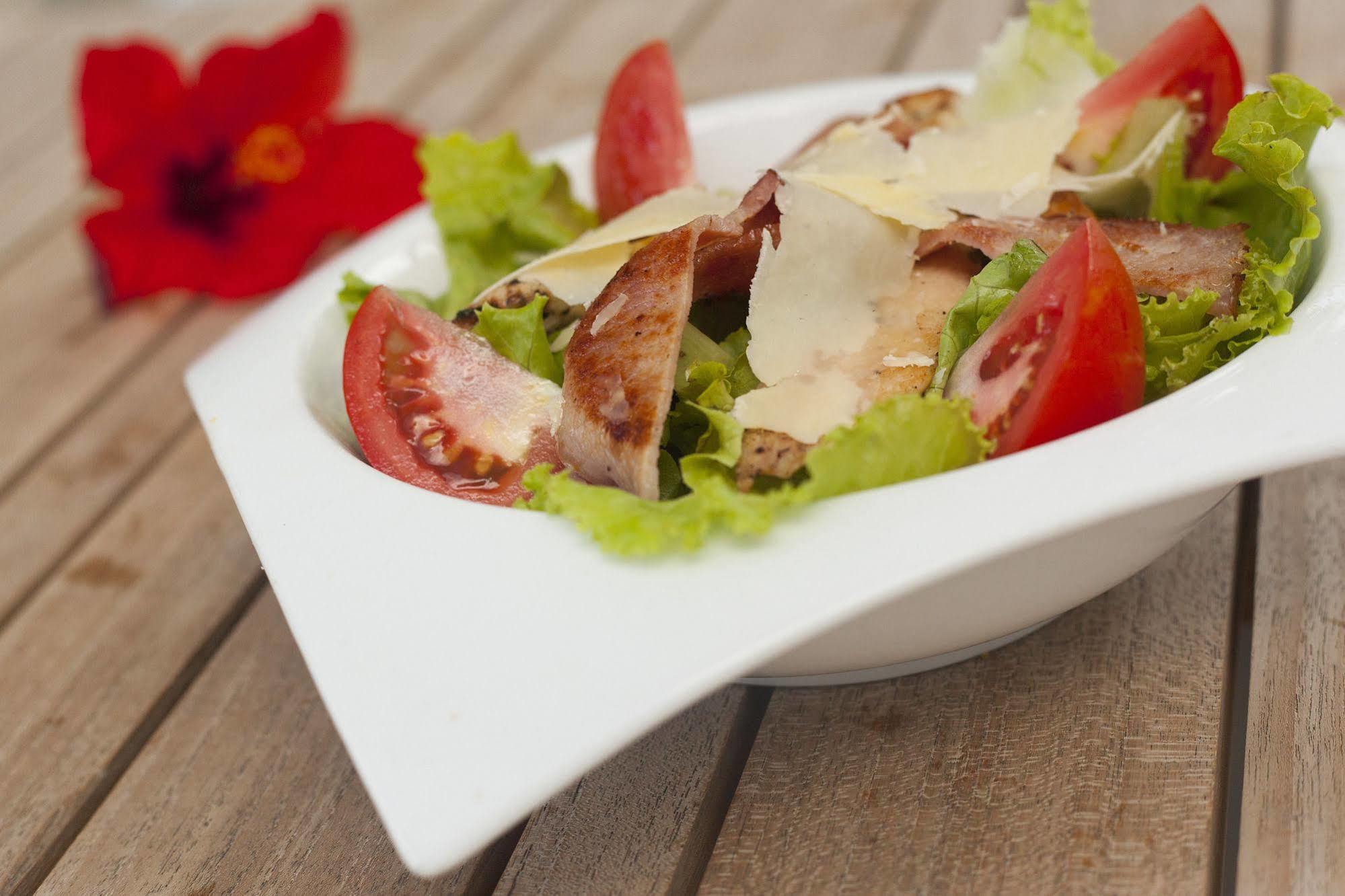 Esprit Libre Restaurant & Guest House Grand Bay Ngoại thất bức ảnh