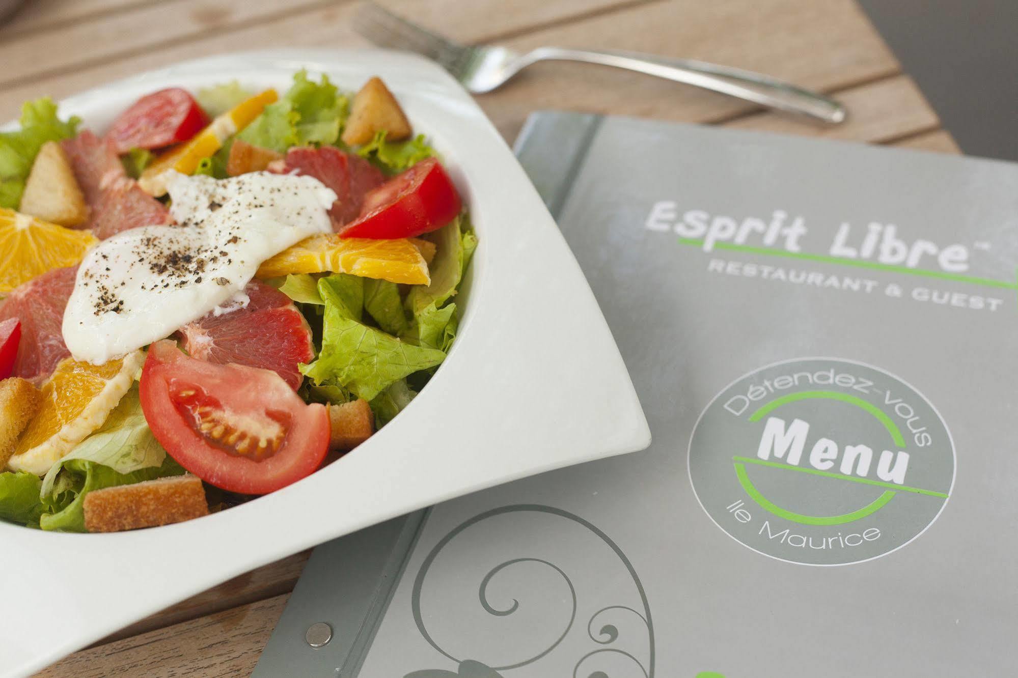 Esprit Libre Restaurant & Guest House Grand Bay Ngoại thất bức ảnh
