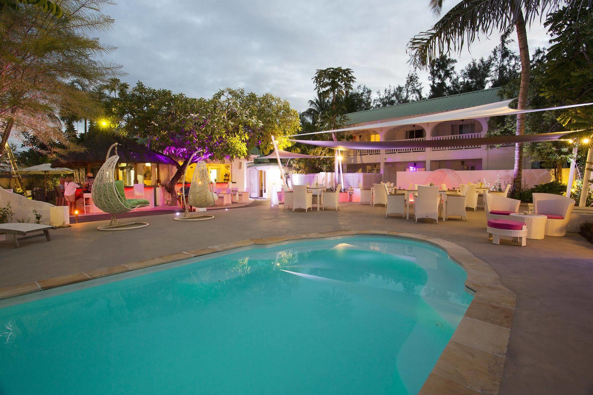 Esprit Libre Restaurant & Guest House Grand Bay Ngoại thất bức ảnh